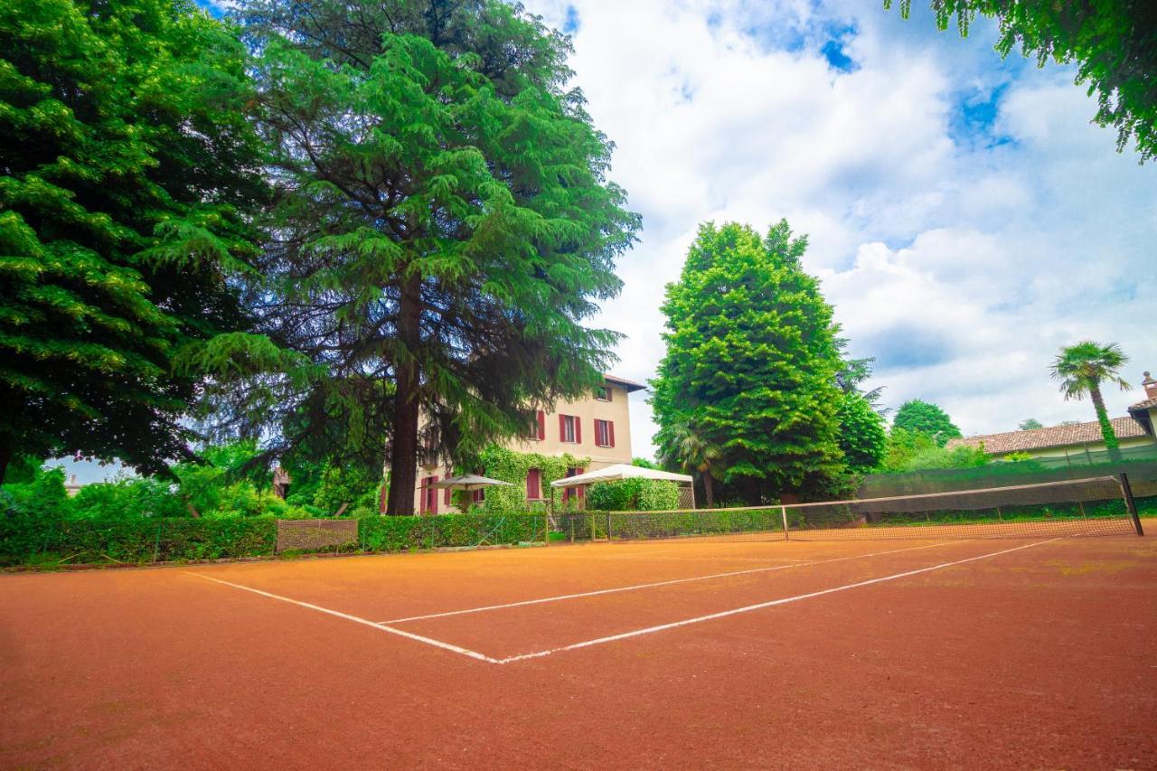 B & B Villa Dell'Usignolo Nerviano ภายนอก รูปภาพ